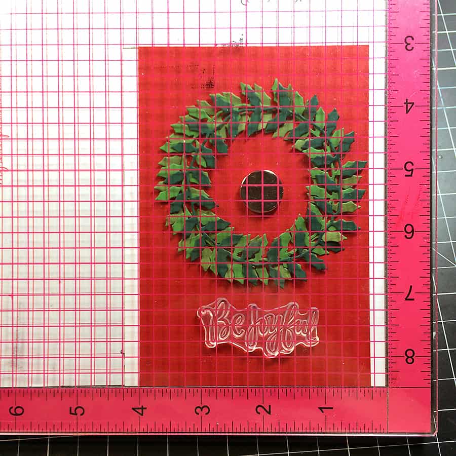 Wreath Christmas Cards for everyone this year! Super easy and fun to make, just die cut, stamp and stick :)